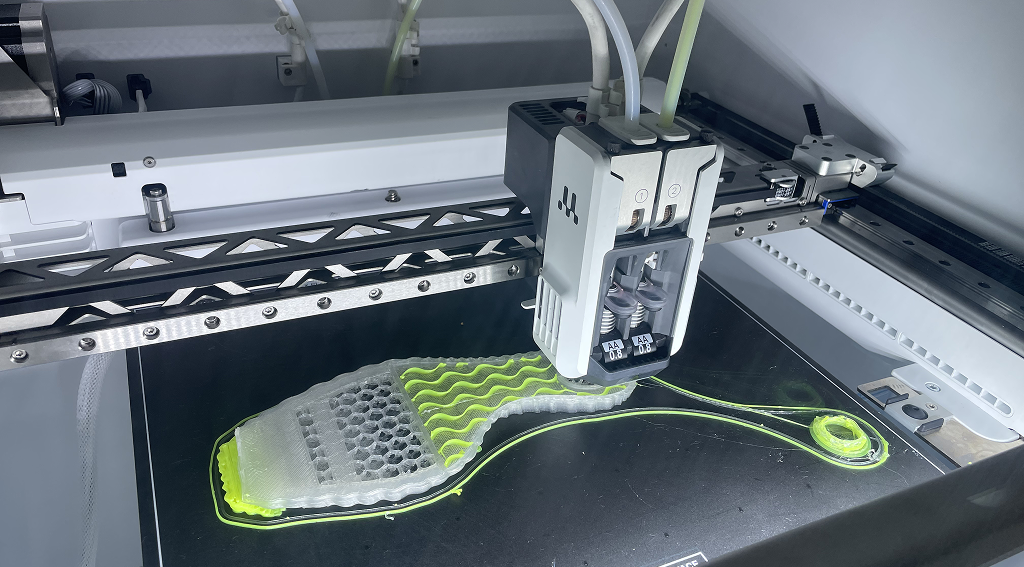 Revolutionising Footwear with Flexible Filaments